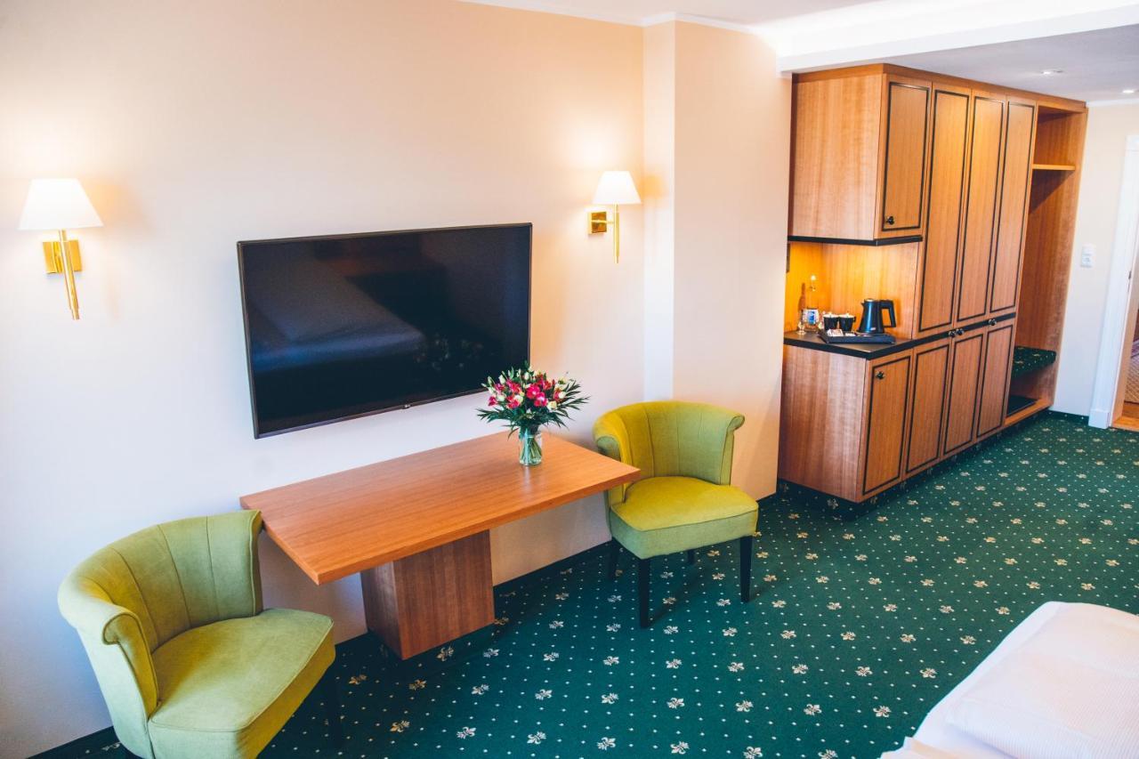 Gutshaus Neu Farpen Hotel Neuburg  Ngoại thất bức ảnh